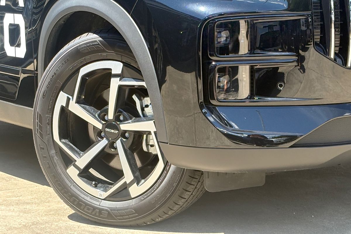 2025 Jaecoo J7 Track