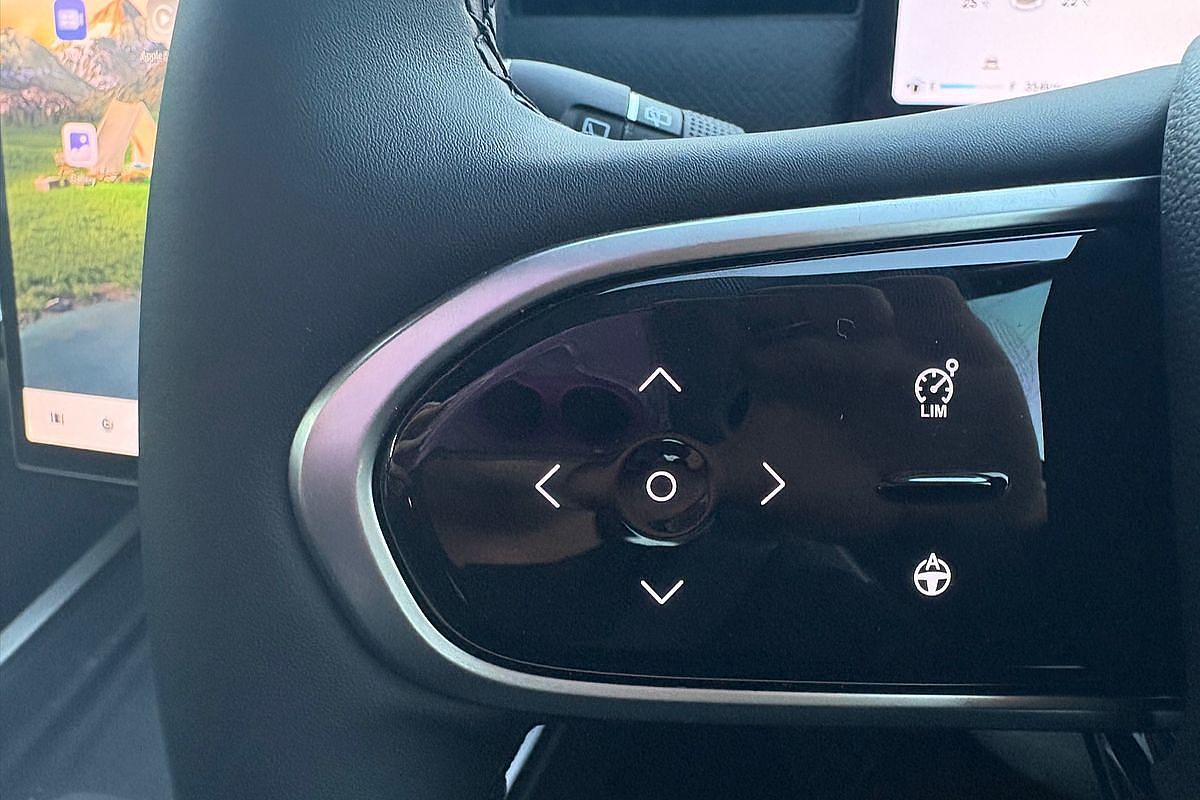 2025 Jaecoo J7 Track