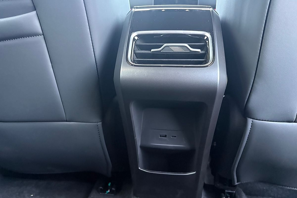 2025 Jaecoo J7 Track