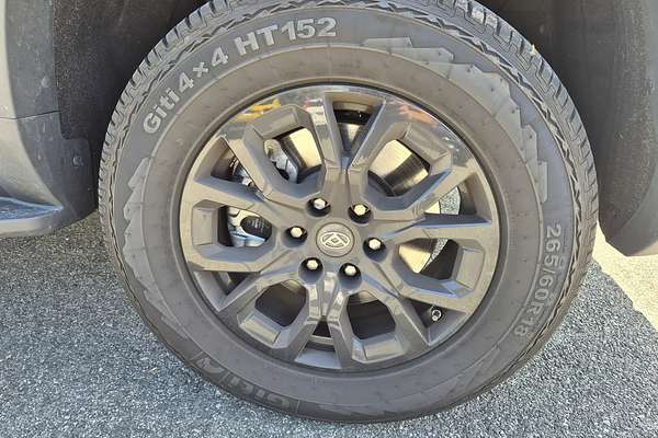 2024 LDV D90 Executive SV9A