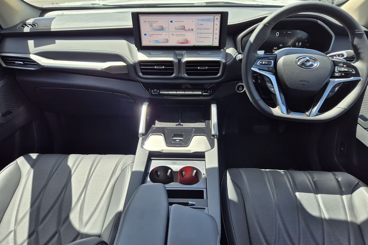 2024 LDV D90 Executive SV9A