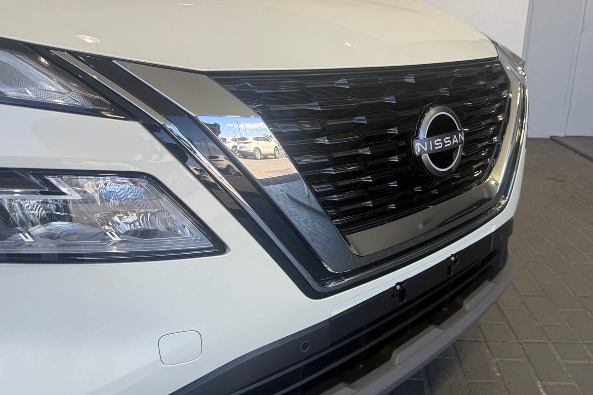 2025 Nissan X-TRAIL ST-L T33