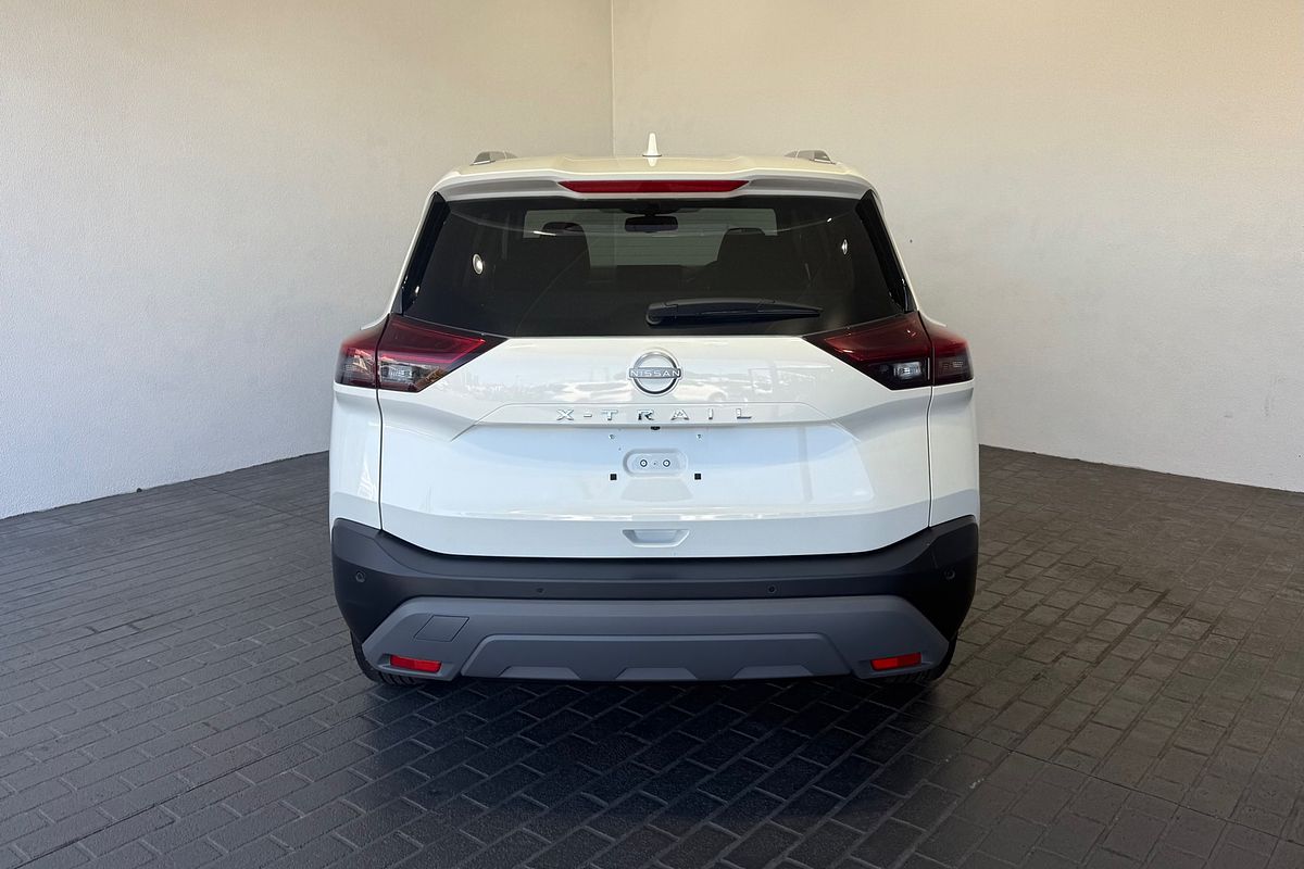 2025 Nissan X-TRAIL ST-L T33