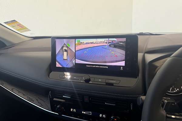 2025 Nissan X-TRAIL ST-L T33