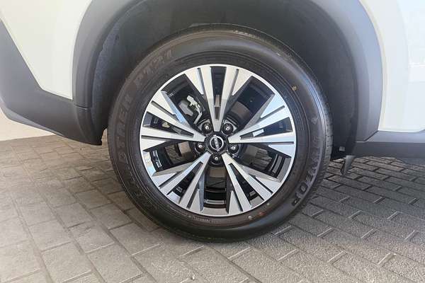 2025 Nissan X-TRAIL ST-L T33