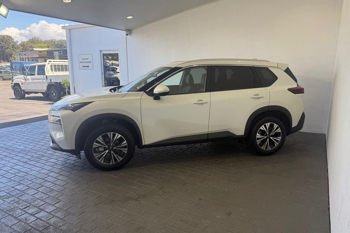 2025 Nissan X-TRAIL ST-L T33