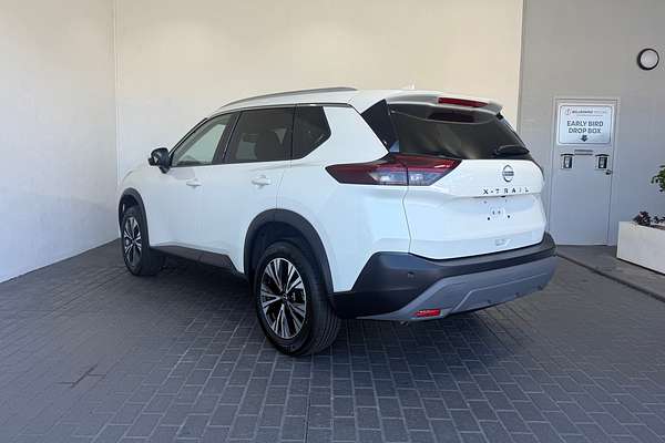 2025 Nissan X-TRAIL ST-L T33