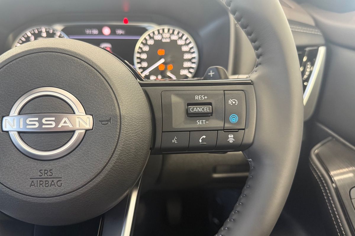 2025 Nissan X-TRAIL ST-L T33