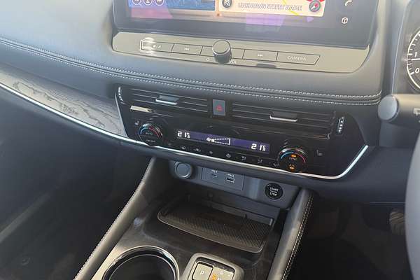 2025 Nissan X-TRAIL ST-L T33