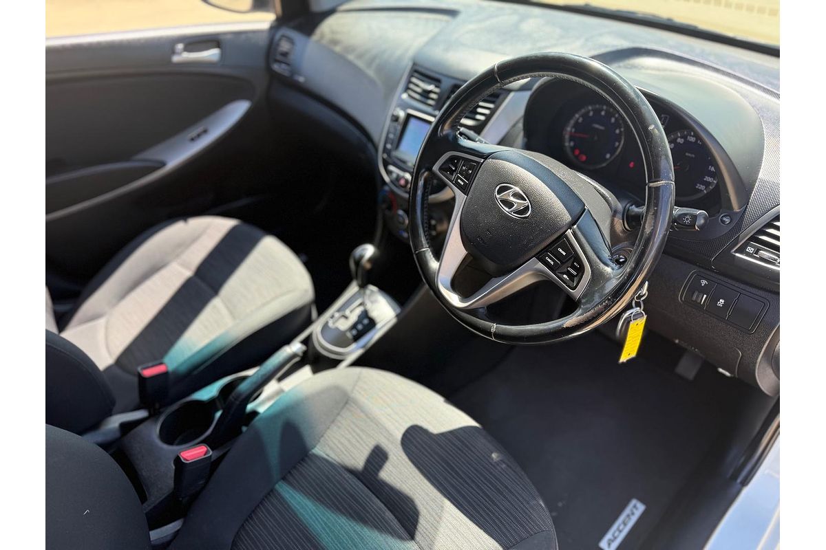 2018 Hyundai Accent Sport RB6