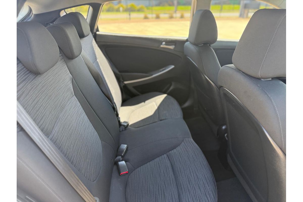 2018 Hyundai Accent Sport RB6