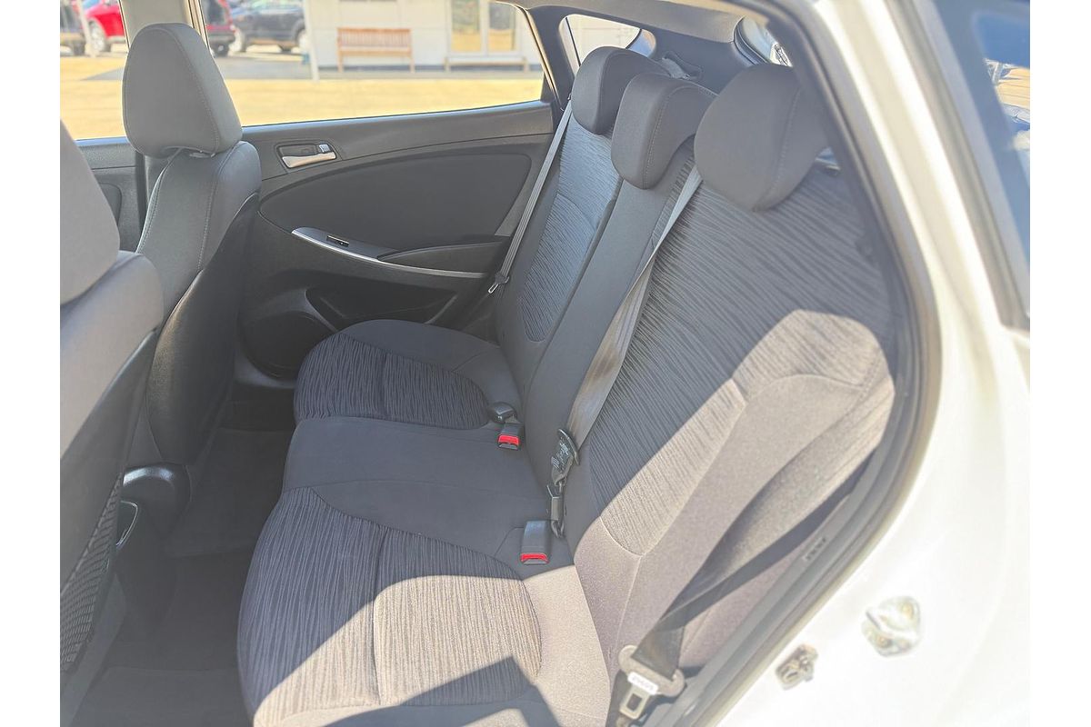 2018 Hyundai Accent Sport RB6