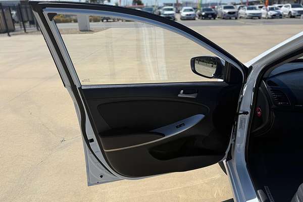 2018 Hyundai Accent Sport RB6