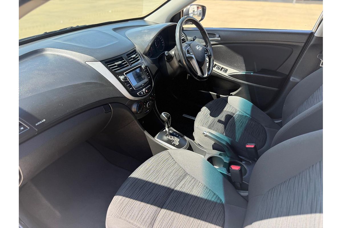 2018 Hyundai Accent Sport RB6