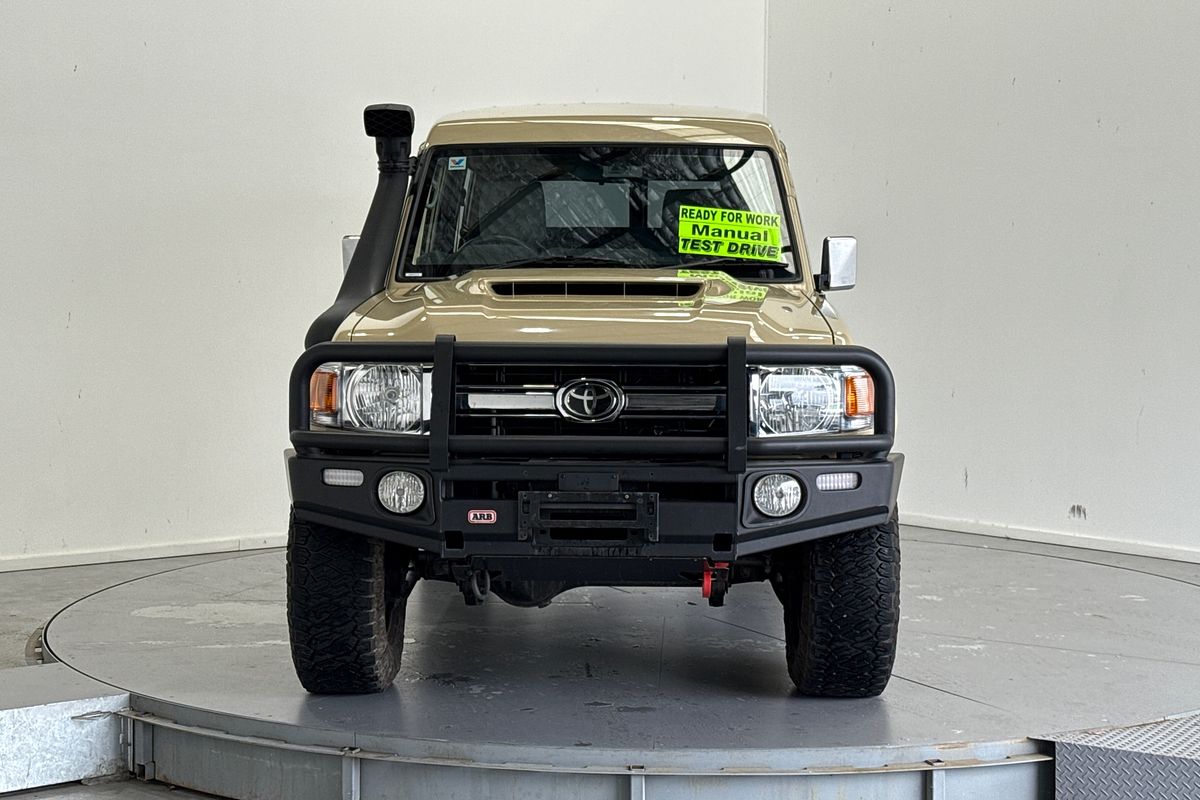 2022 Toyota Landcruiser GXL Troopcarrier VDJ78R