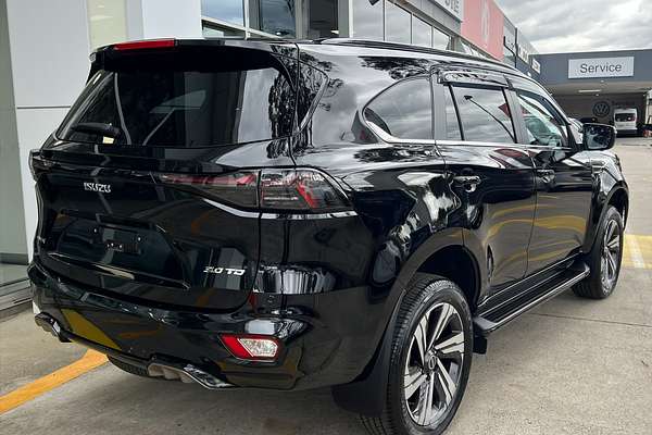 2025 Isuzu MU-X LS-T