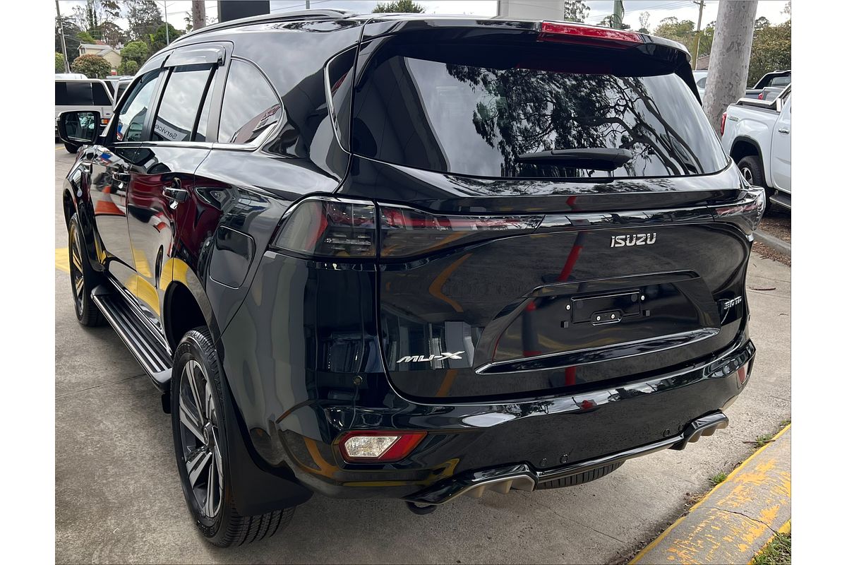 2025 Isuzu MU-X LS-T