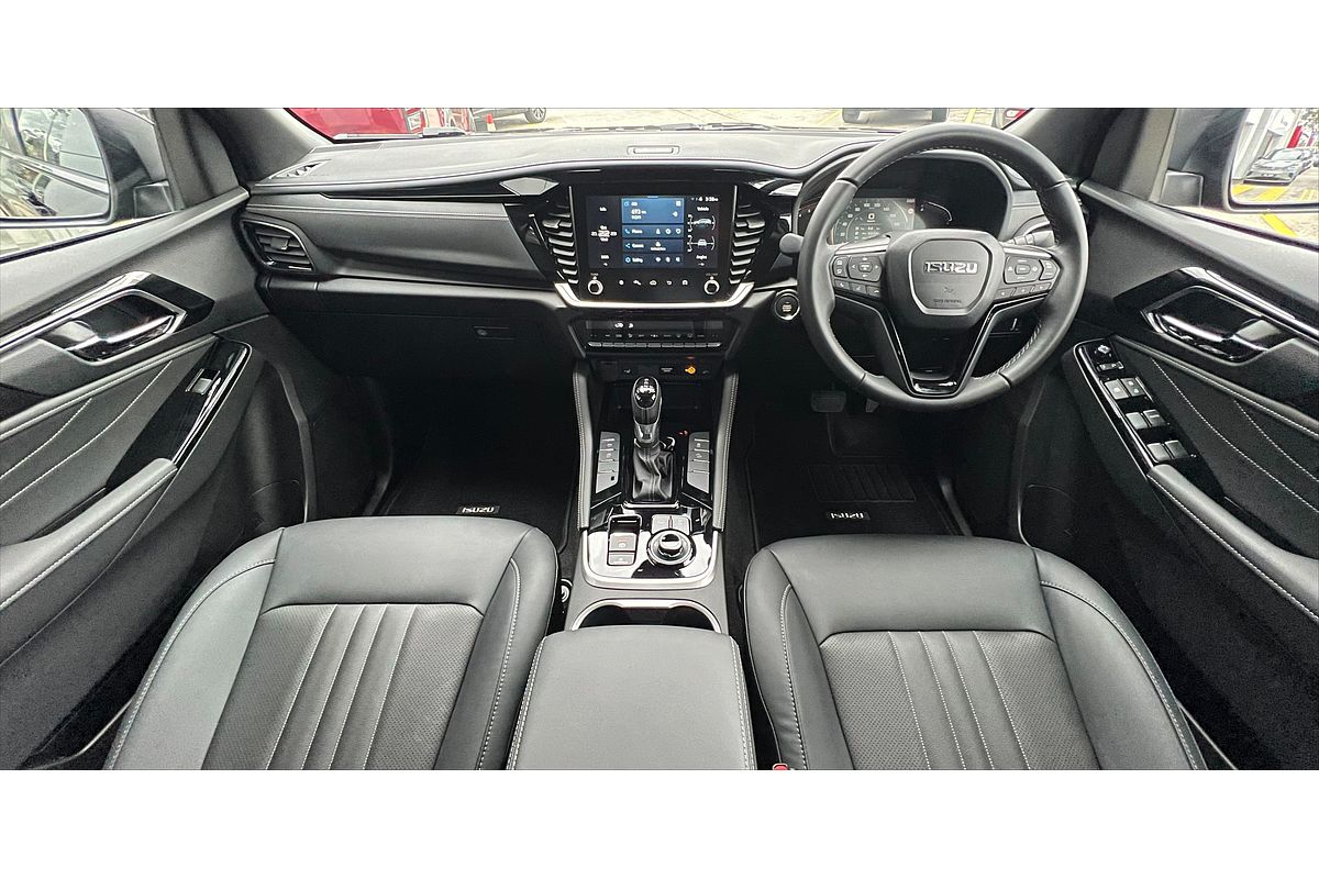 2025 Isuzu MU-X LS-T