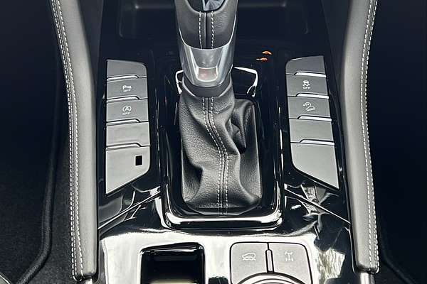 2025 Isuzu MU-X LS-T