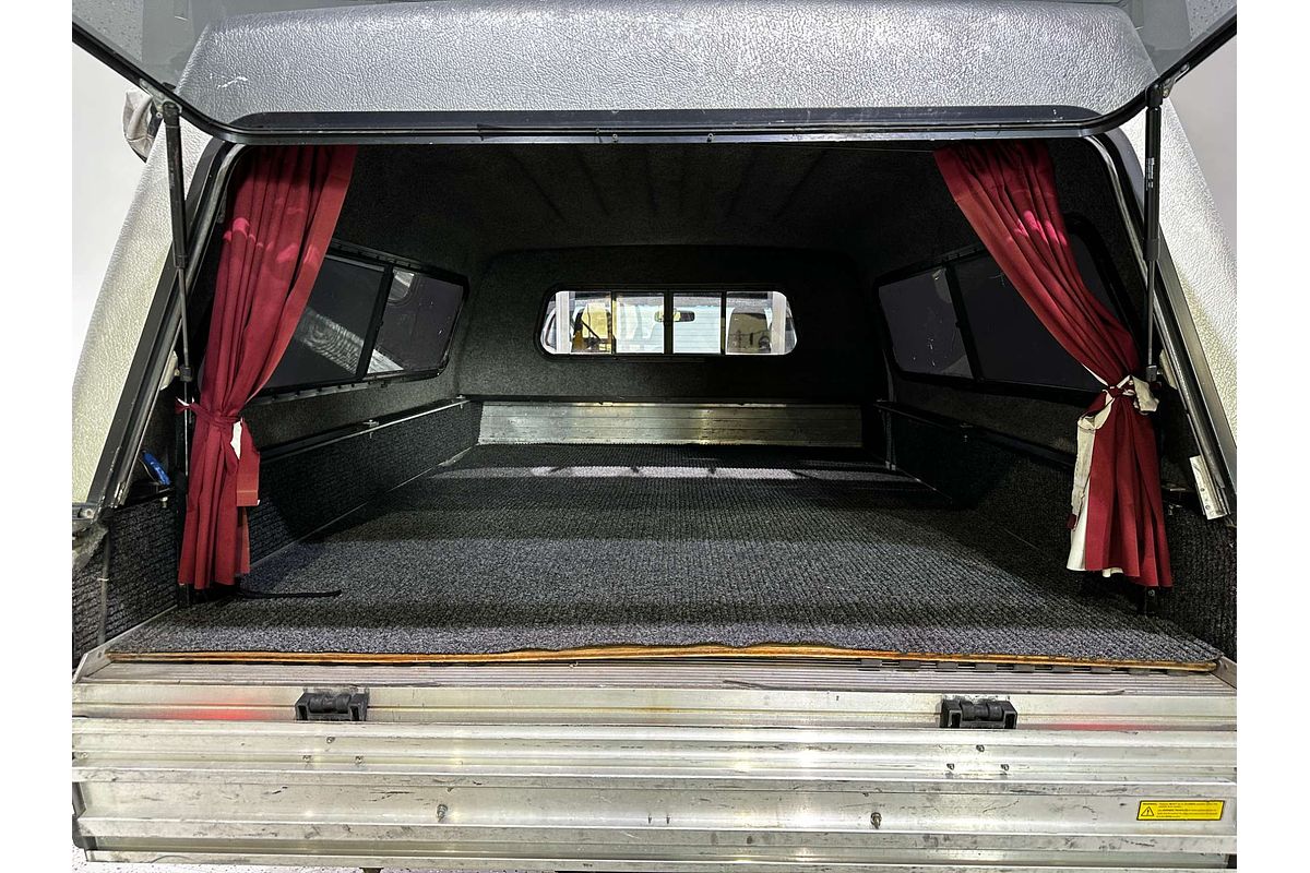 2016 Toyota Hilux Workmate TGN121R Rear Wheel Drive