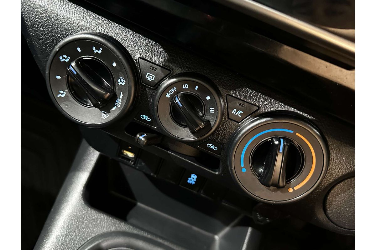 2016 Toyota Hilux Workmate TGN121R Rear Wheel Drive