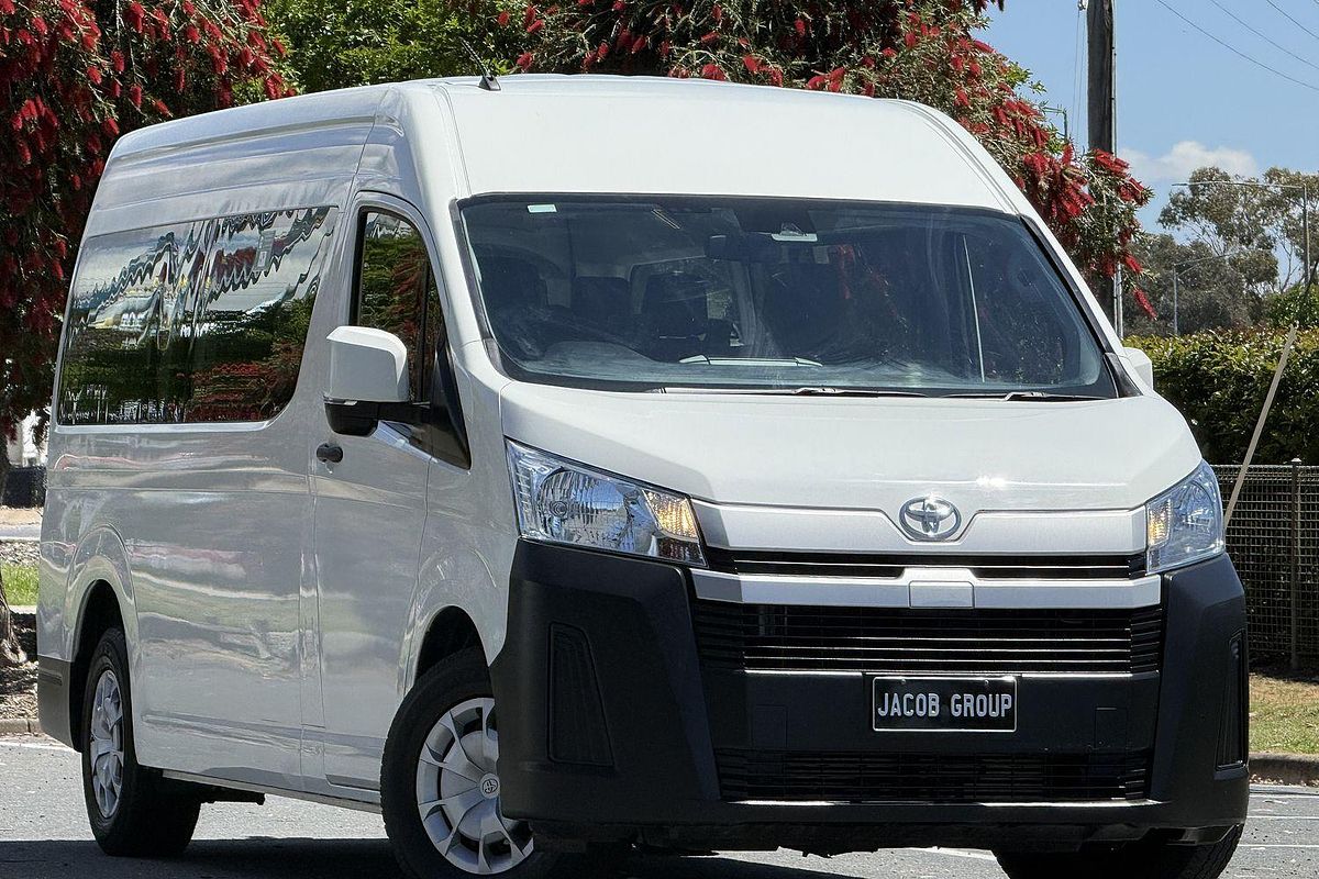 2019 Toyota Hiace Commuter GDH322R ELWB High Roof