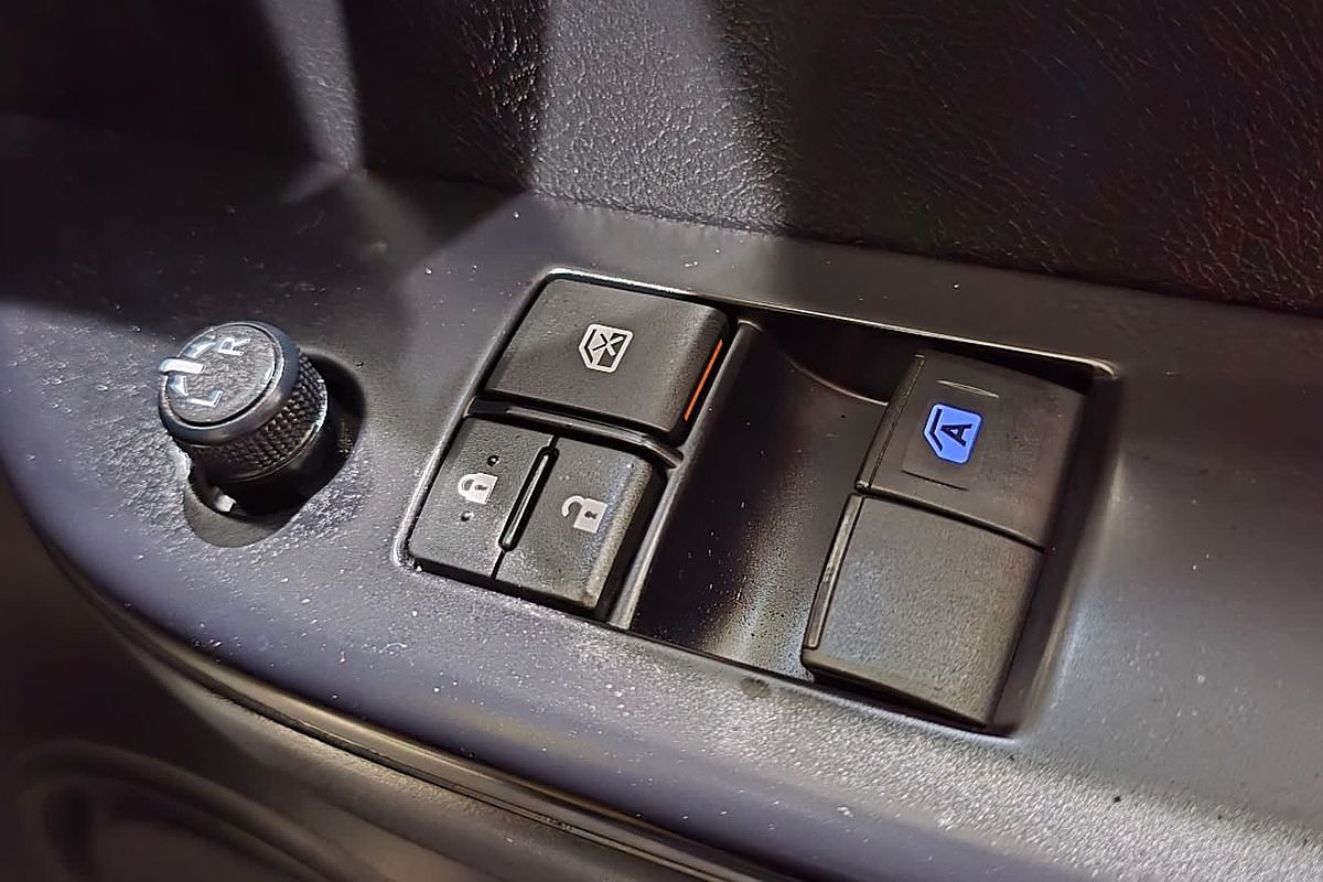 2020 Toyota Hilux Workmate TGN121R Rear Wheel Drive