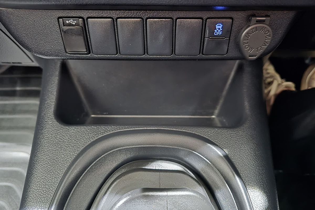 2020 Toyota Hilux Workmate TGN121R Rear Wheel Drive