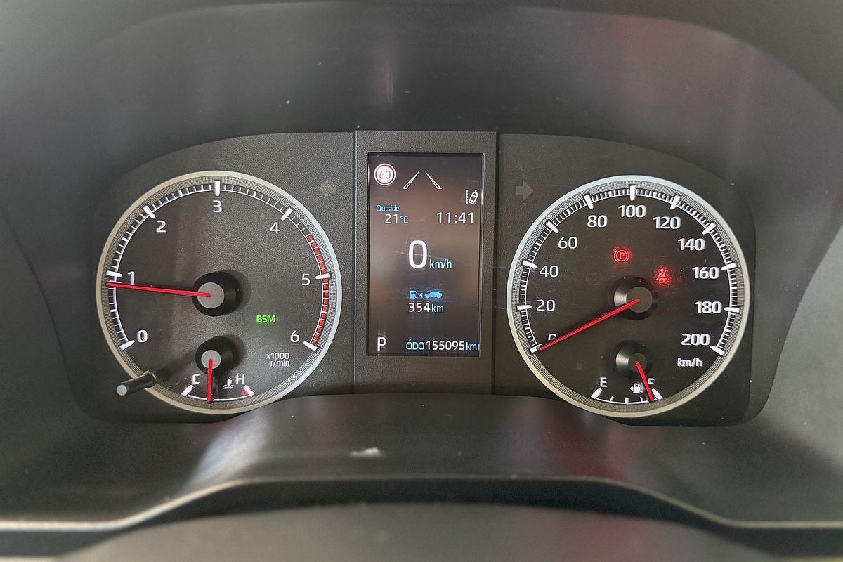 2019 Toyota Hiace Commuter GDH322R ELWB High Roof