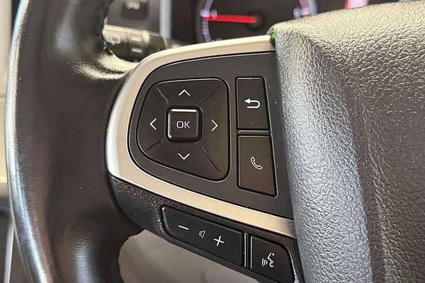 2019 Toyota Hiace Commuter GDH322R ELWB High Roof