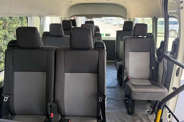 2019 Toyota Hiace Commuter GDH322R ELWB High Roof