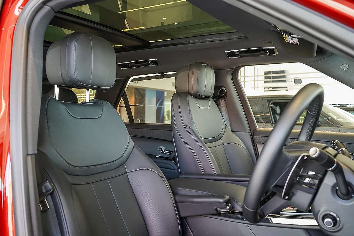 2024 Land Rover Range Rover Sport D300 Dynamic SE L461