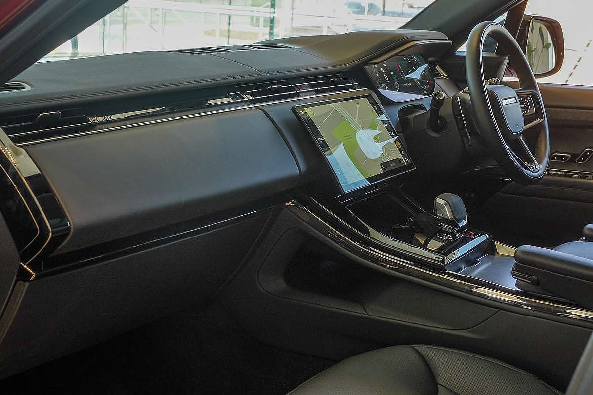 2024 Land Rover Range Rover Sport D300 Dynamic SE L461