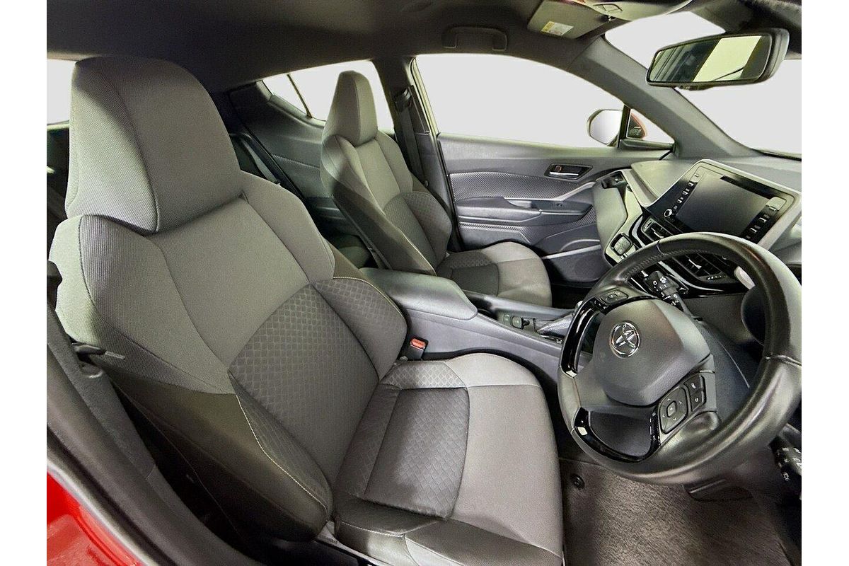 2023 Toyota C-HR GXL NGX10R