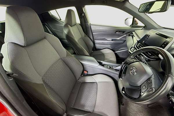 2023 Toyota C-HR GXL NGX10R