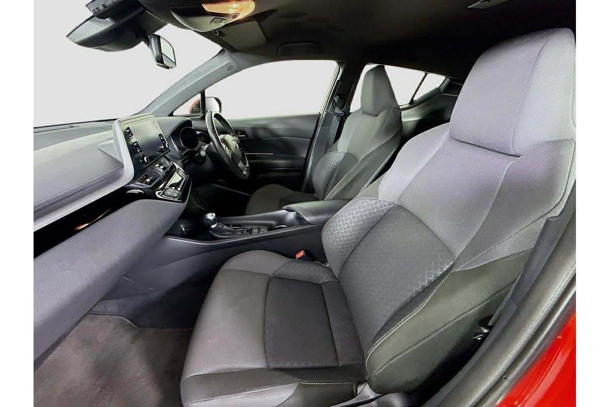 2023 Toyota C-HR GXL NGX10R