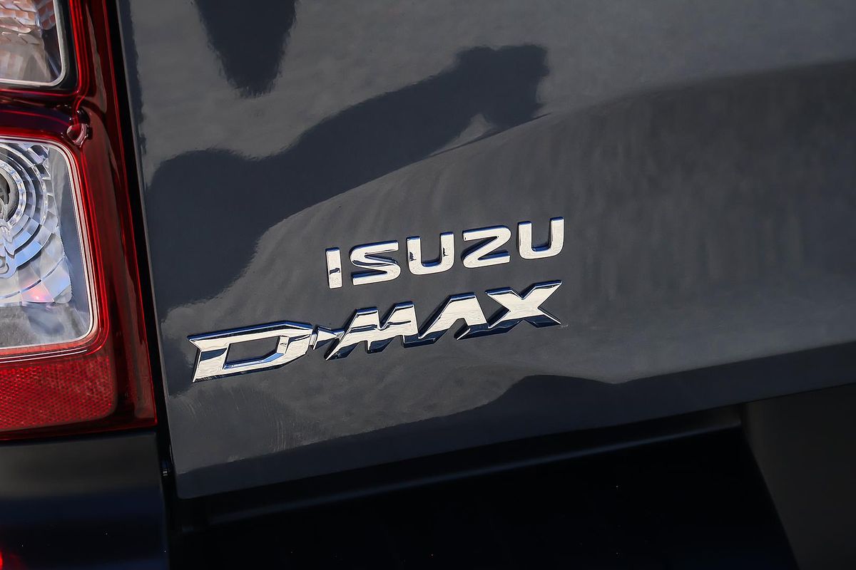 2025 Isuzu D-MAX X-RIDER 4X4