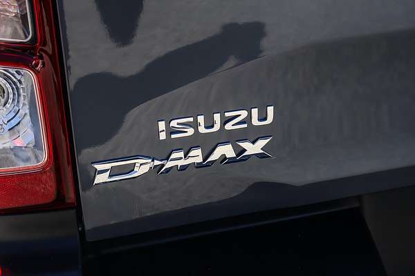 2025 Isuzu D-MAX X-RIDER 4X4