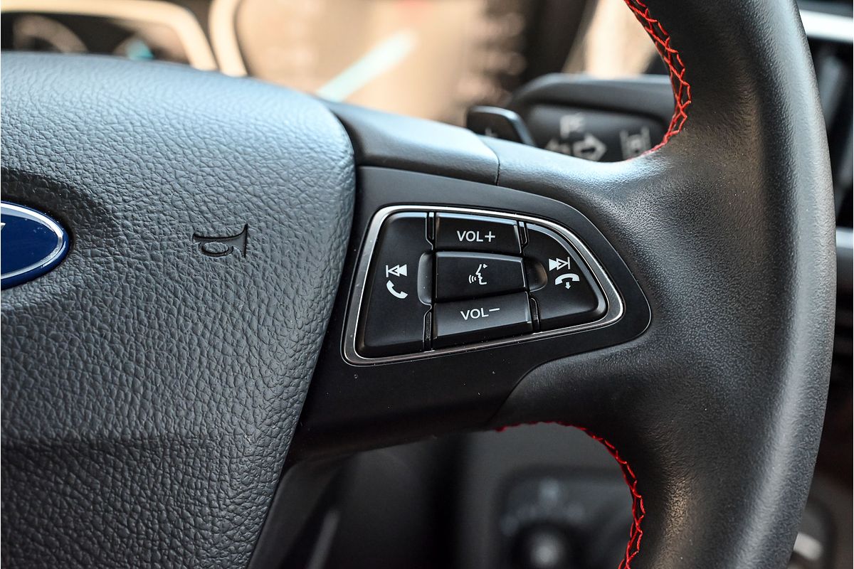 2018 Ford Escape ST-Line ZG