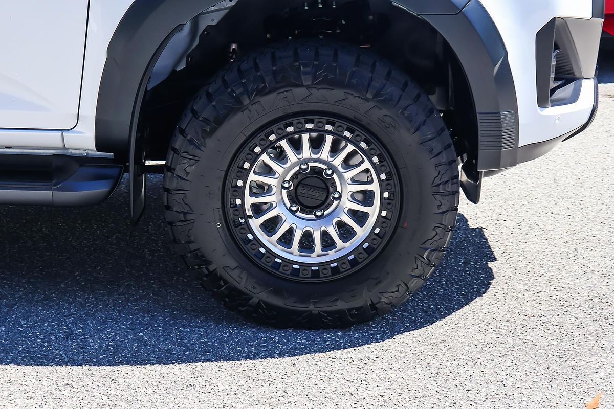 2025 Isuzu D-MAX X-TERRAIN 4X4