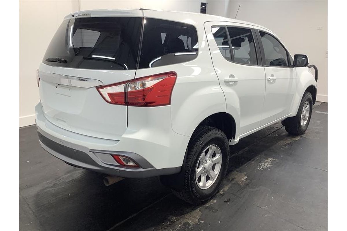 2019 Isuzu MU-X LS-M