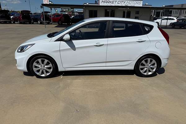 2018 Hyundai Accent Sport RB6