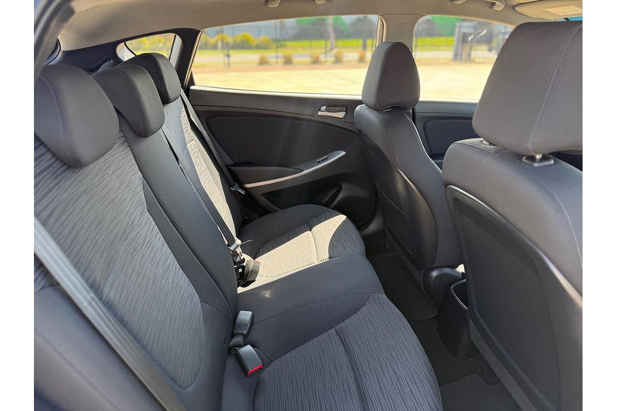 2018 Hyundai Accent Sport RB6