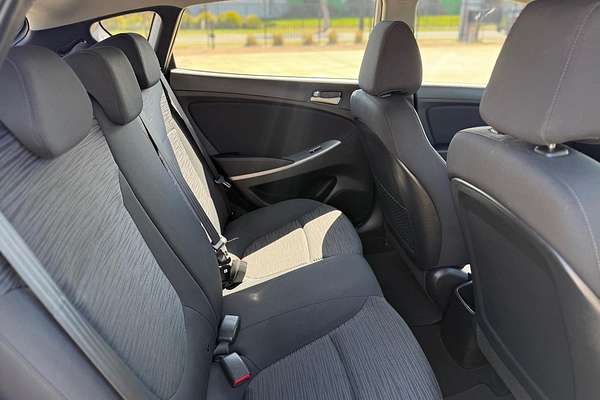 2018 Hyundai Accent Sport RB6