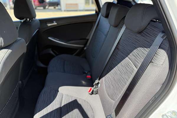 2018 Hyundai Accent Sport RB6