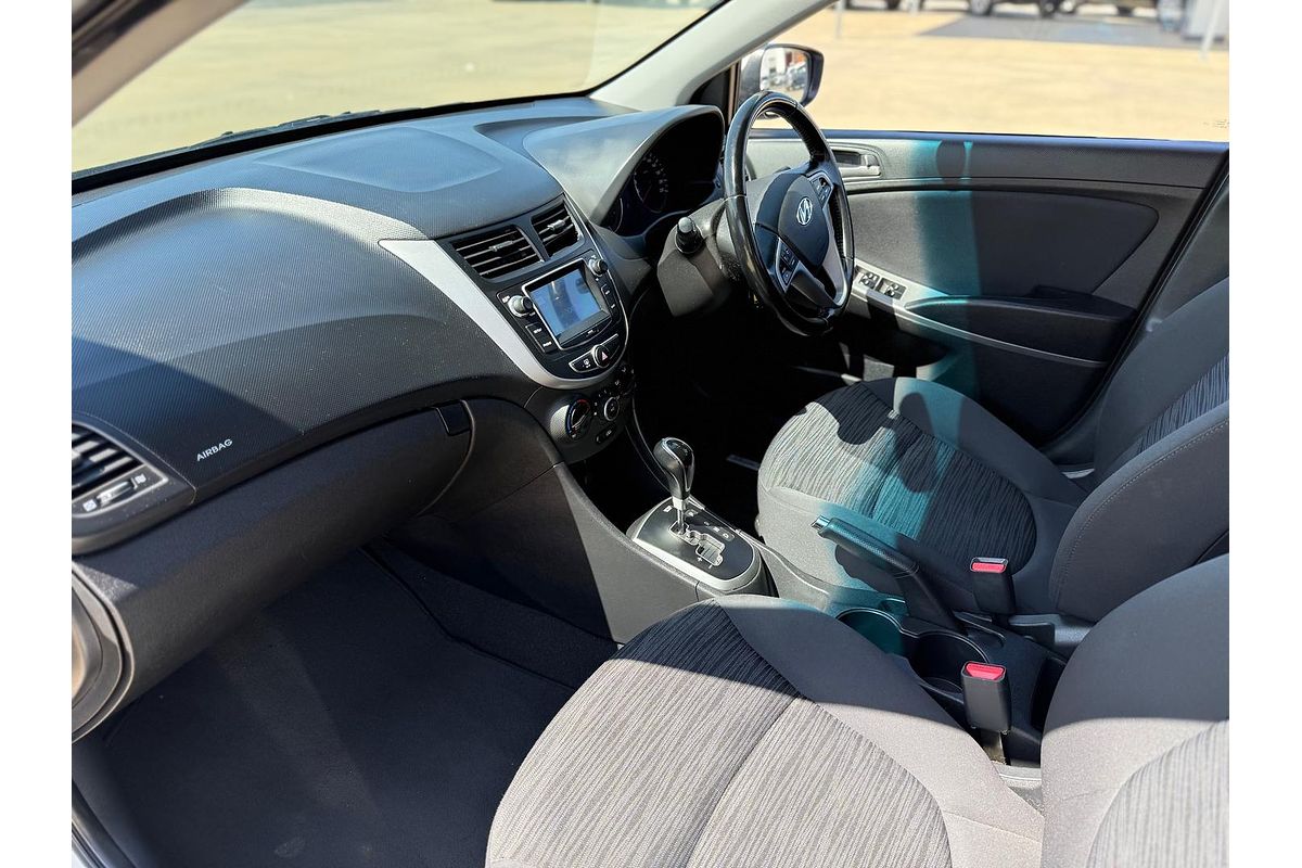 2018 Hyundai Accent Sport RB6