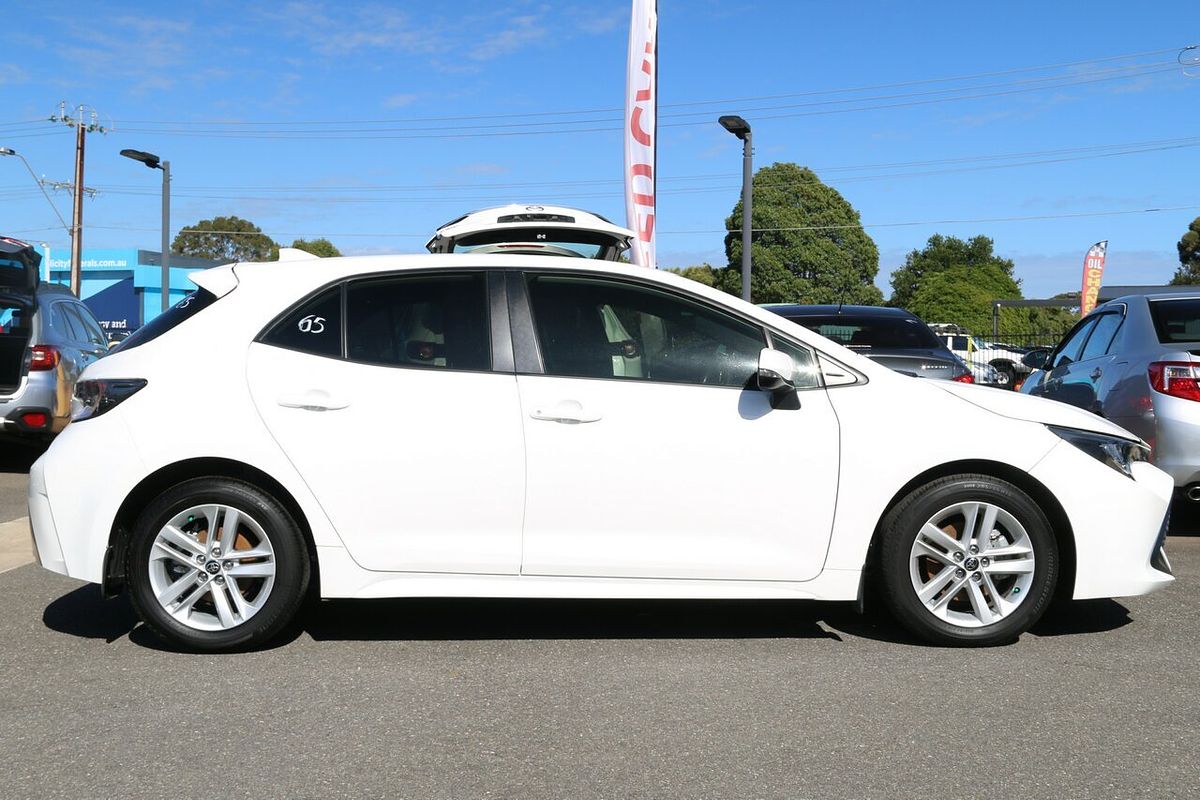 2021 Toyota Corolla Ascent Sport MZEA12R