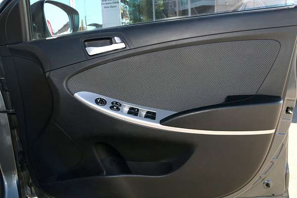 2012 Hyundai Accent Active RB