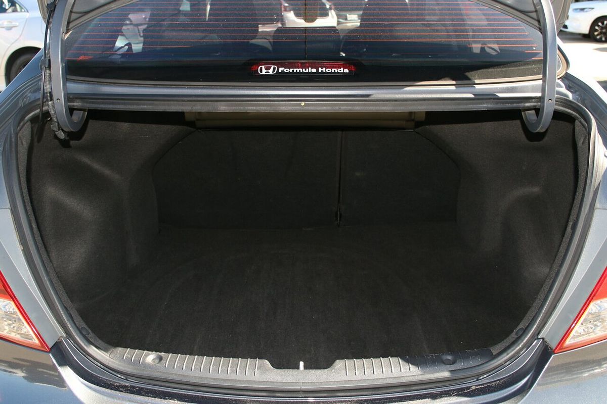 2012 Hyundai Accent Active RB