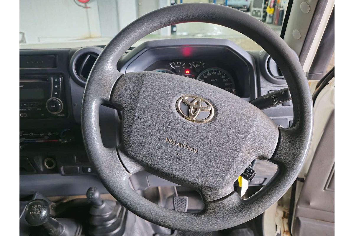 LANDCRUISER VDJ79R MY18 WORKMATE (4x4) 4.5L DTV8 DIESEL TURBO F/INJ 5 SP MANUAL C/CHAS 